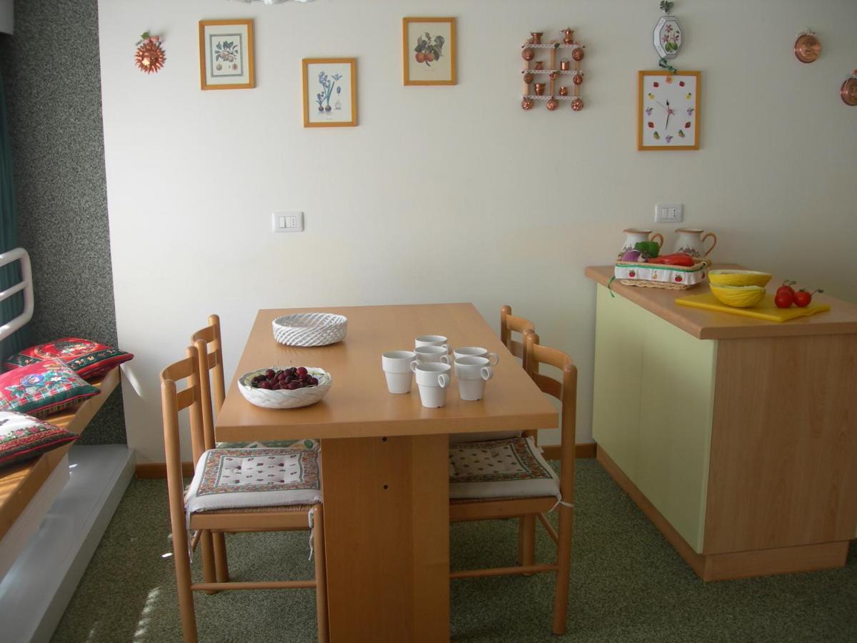 Appartamenti Vacanze Casa -Residence Albare - Check In Vacanze Casa - Marilleva 900 Luaran gambar